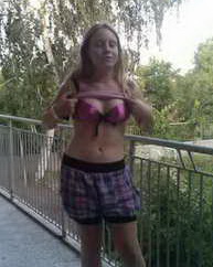 a horny girl from Tomah, Wisconsin